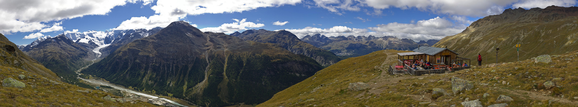 mit paradiesischem Blick auf die Berninagruppe.