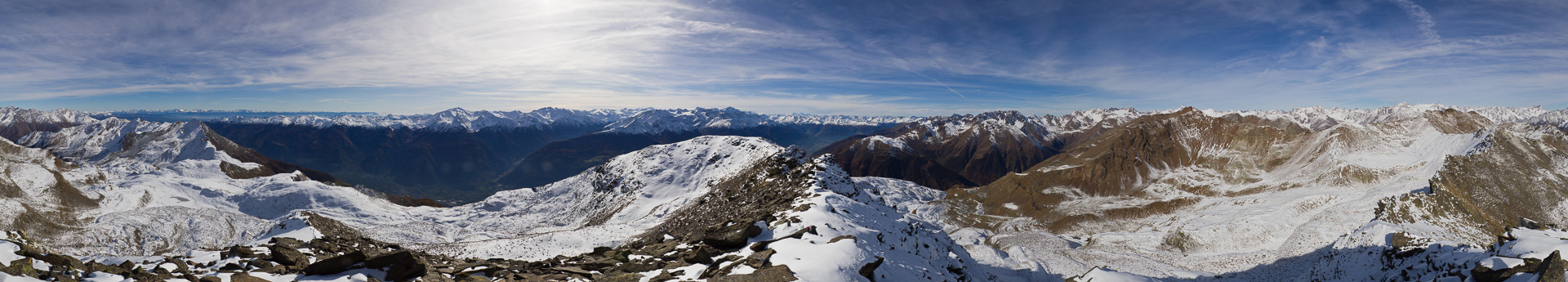 Ein allumfassendes Panorama von den Dolomiten bis zur Bernina - das Gigapixel-Panorama gibt es auf mountainpanoramas.