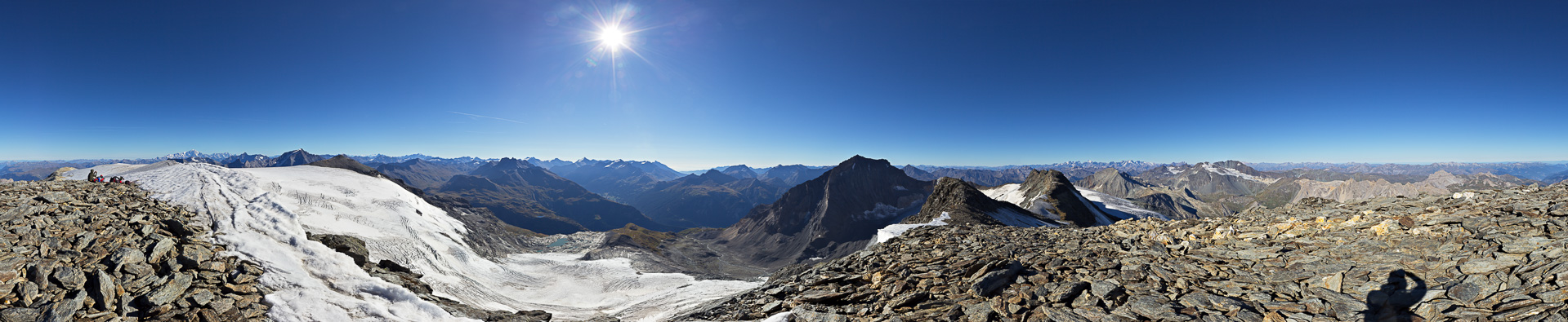 Gipfelpanorama mit Mont Blanc, allen Bergen der Vanoise und der Dauphiné.