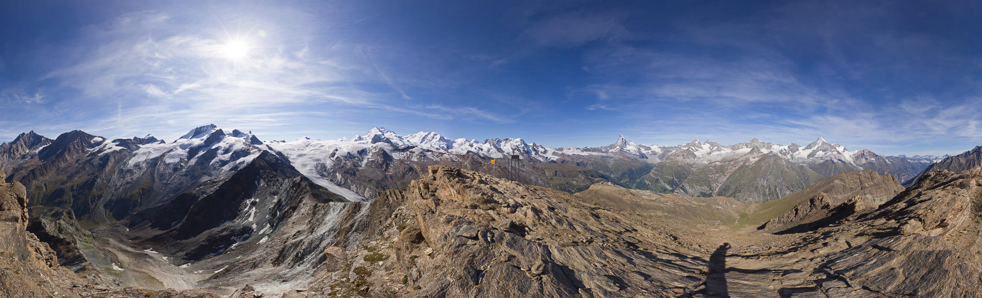 Einer der beiden grandiosen Aussichts-Wandergipfel hoch über Zermatt.