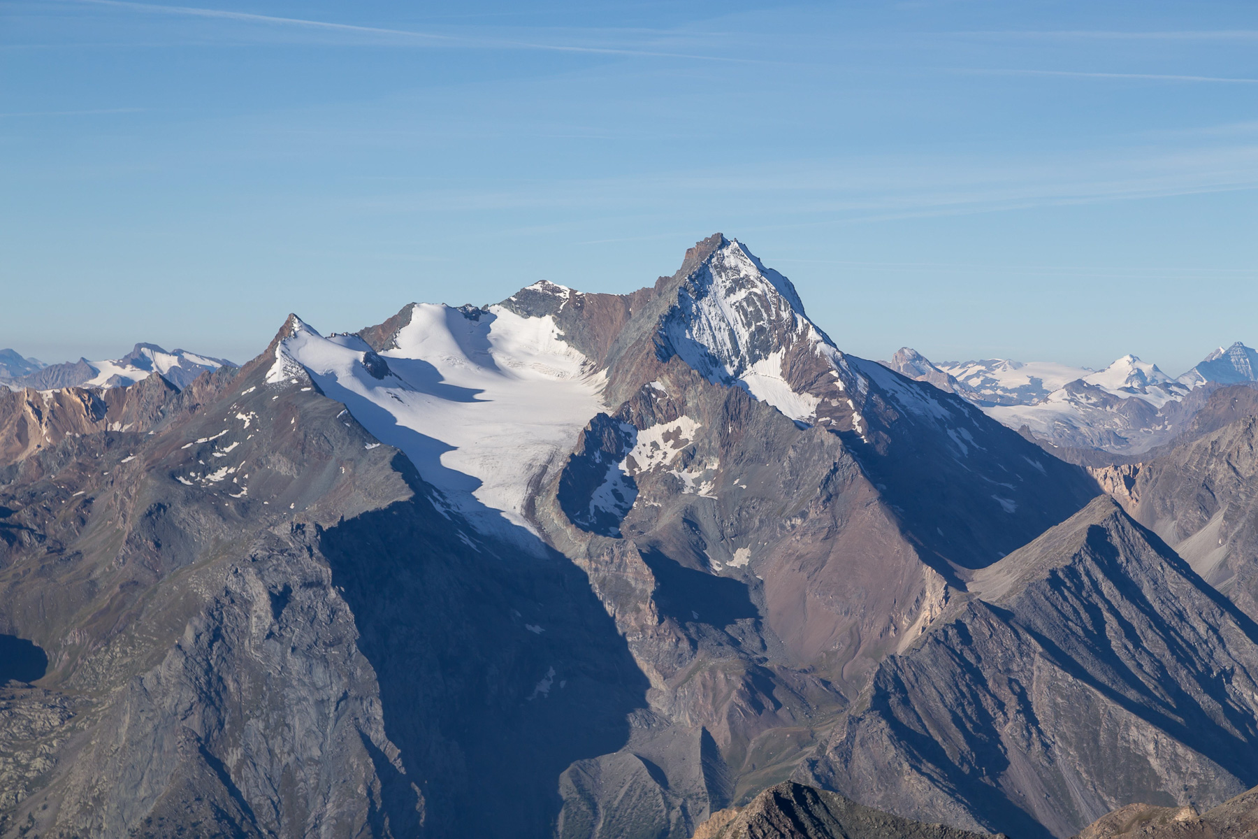 Blick zur La Grivola (3.969 m).