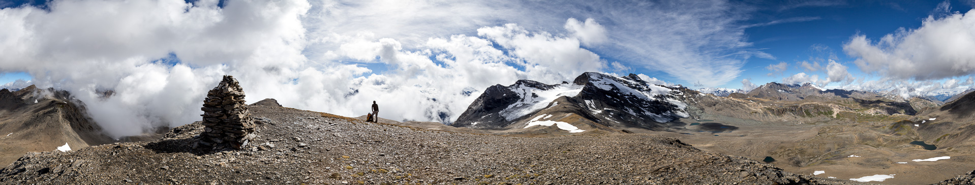 Der Blick zur Pointe de Méan Martin (3.330 m) und den Glaciers de la Vanoise ist frei.