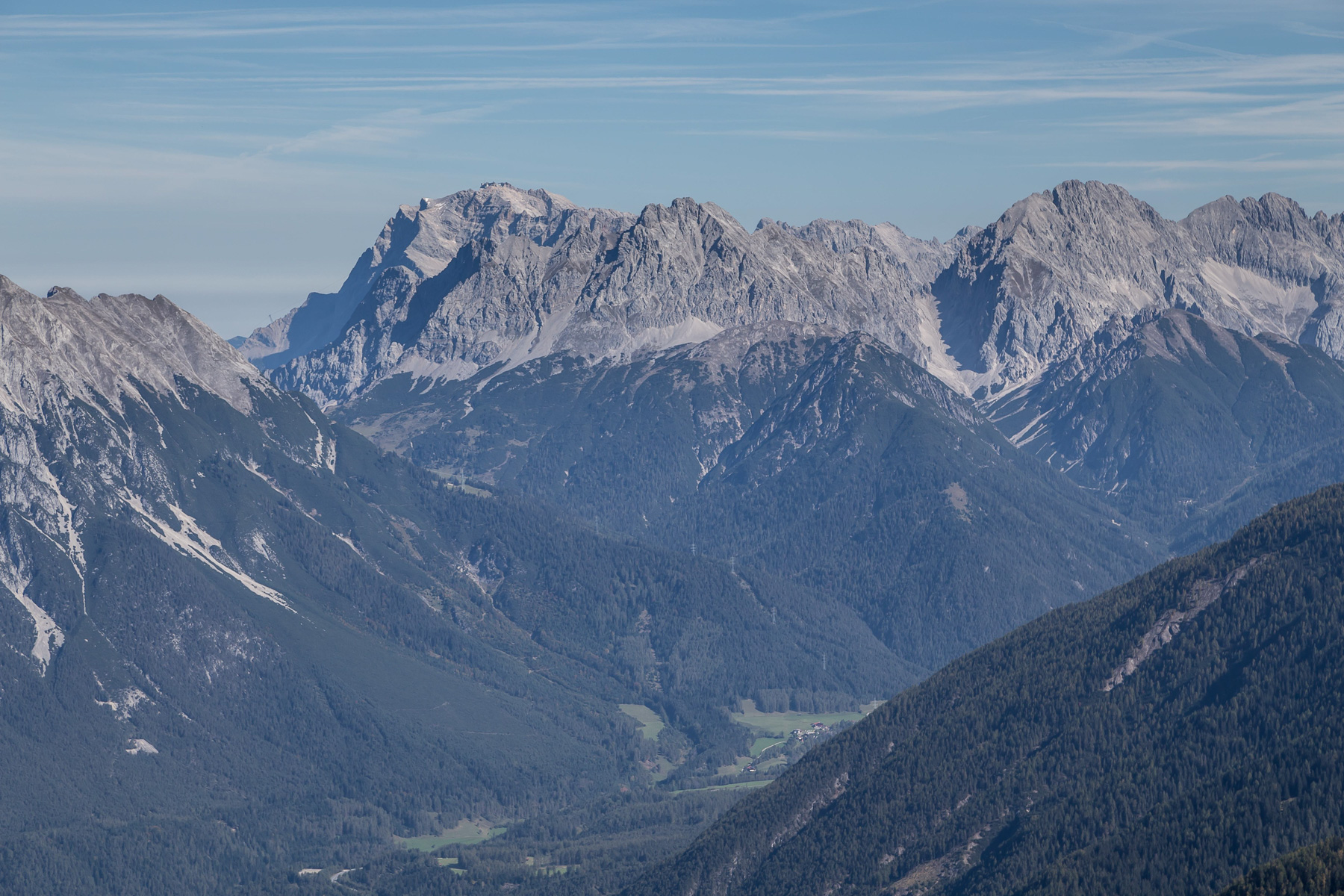 Blick zur Zugspitze (2.964 m).