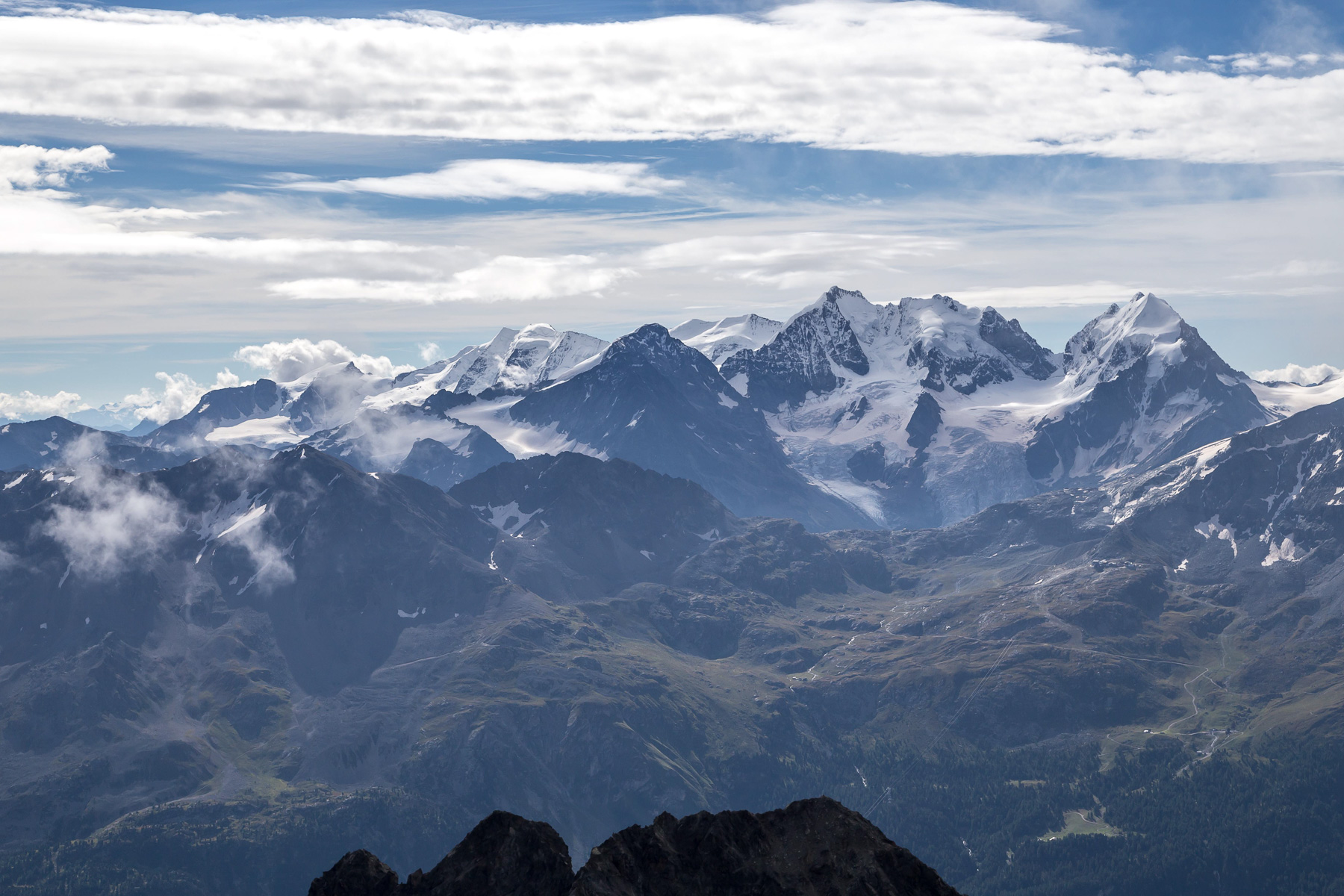 Piz Palü (3.900 m), Bellavista (3.922 m), Piz Bernina (4.049 m) und Piz Roseg (3.3937 m)