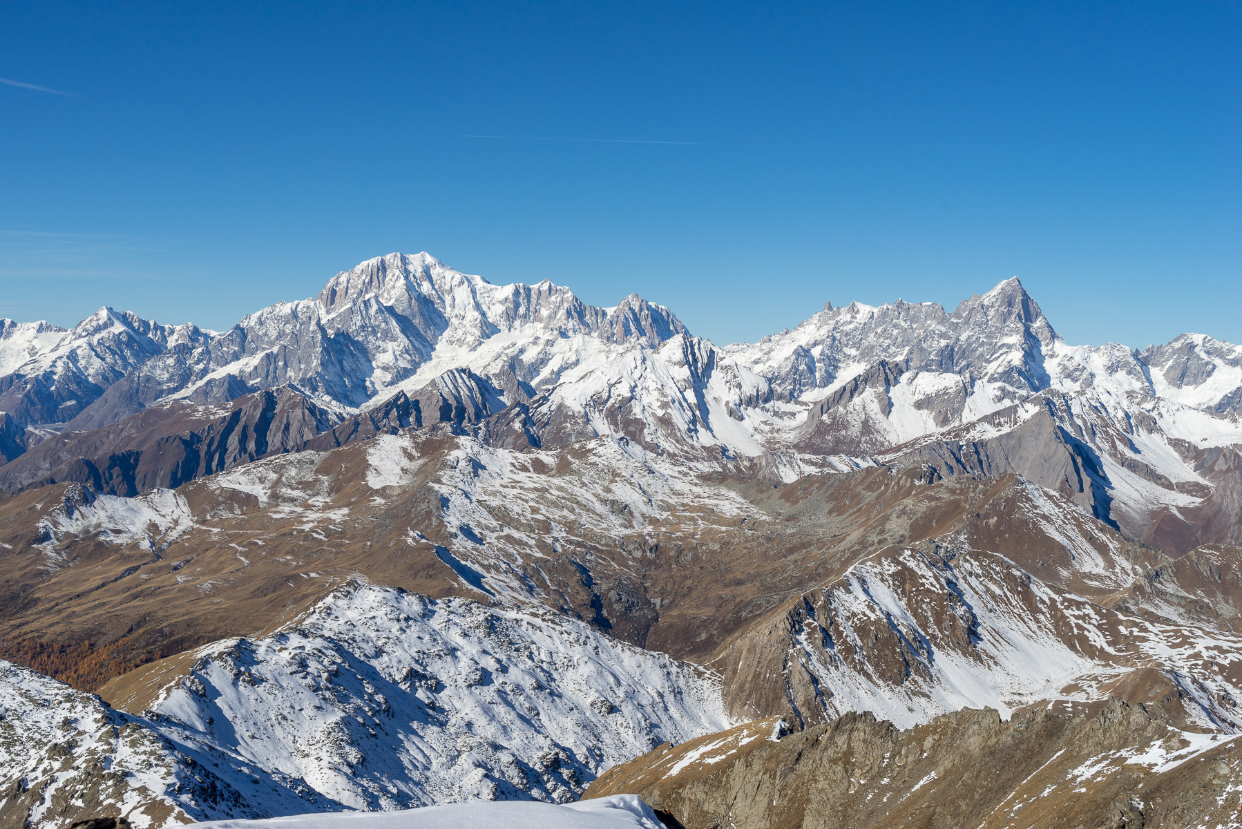 Blick zum Mont Blanc und zu den Grandes Jorasses.