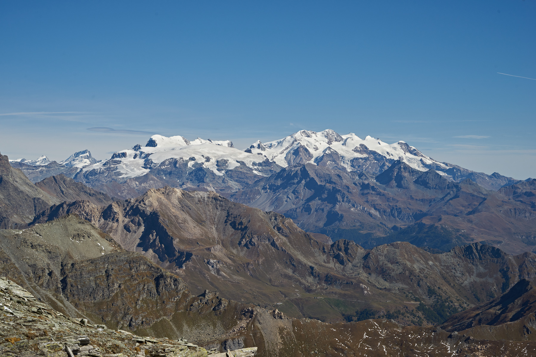 Blick auf den beeindruckenden Monte Rosa - mit Rimpfischhorn und Breithorn links