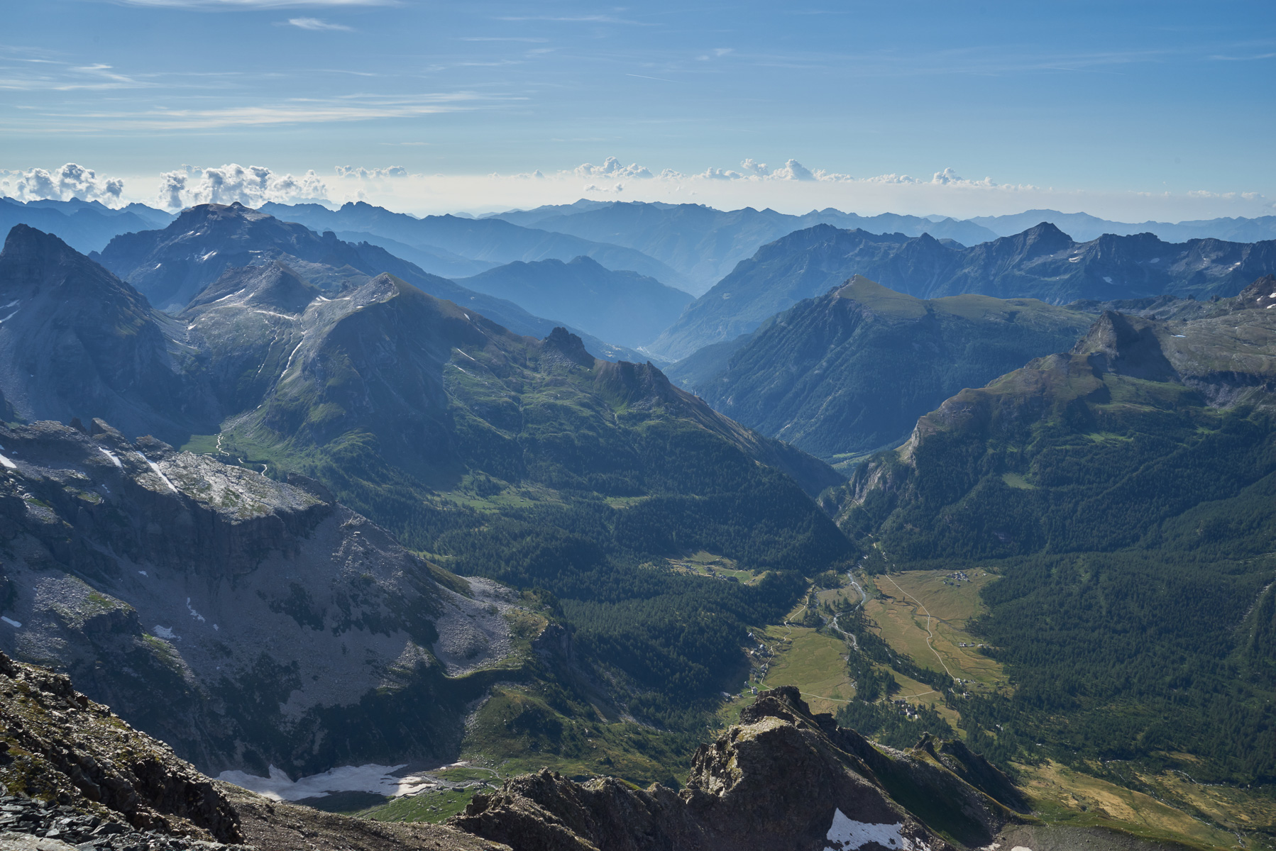 Blick über die Alpe Veglia ins Ossolatal