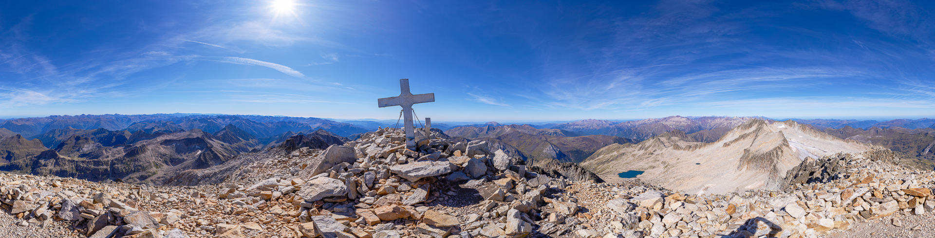 Gipfelpanorama vom höchsten Punkt der Pyrenäen