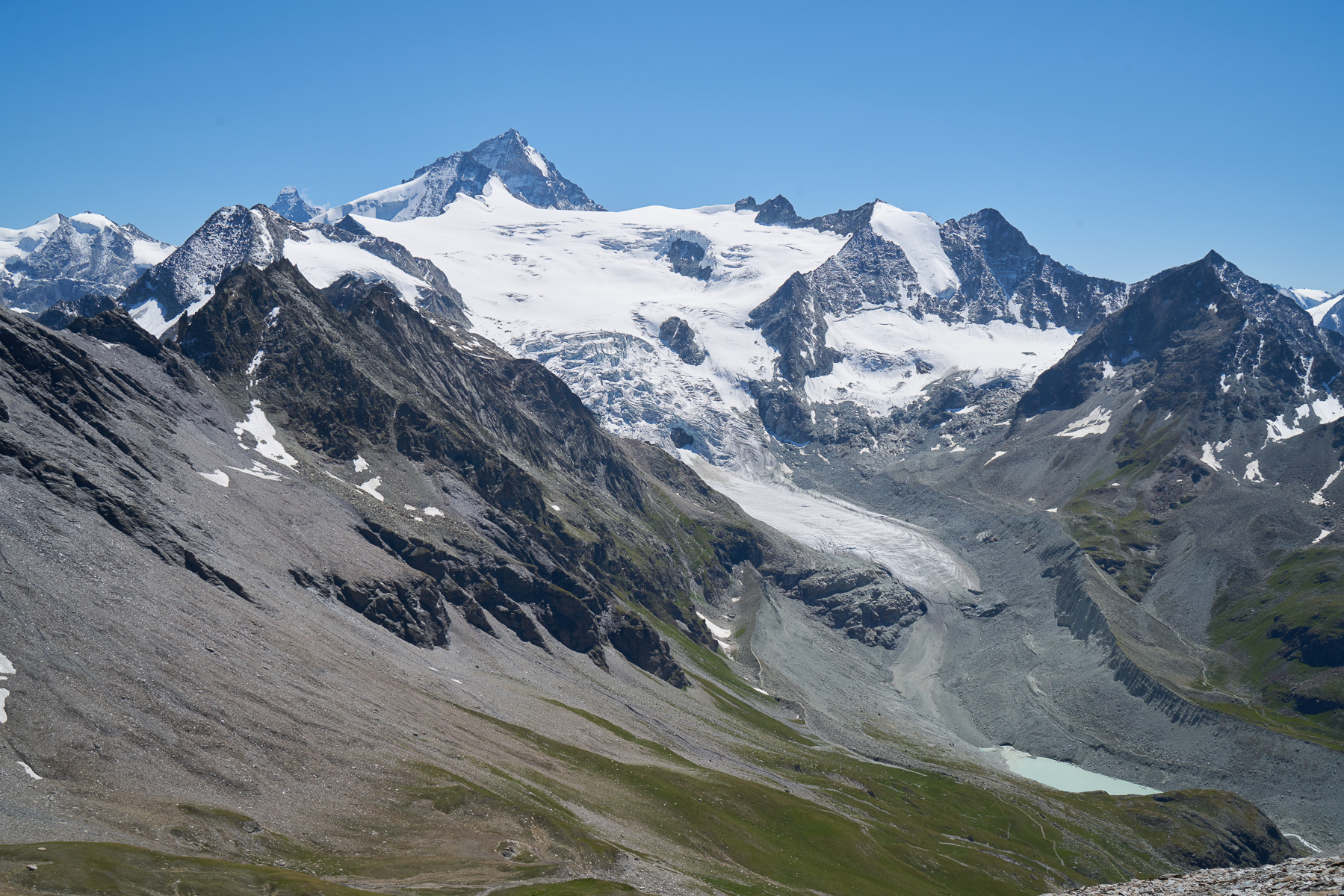 Dent Blanche, Grand Cornier und Glacier de Moiry.