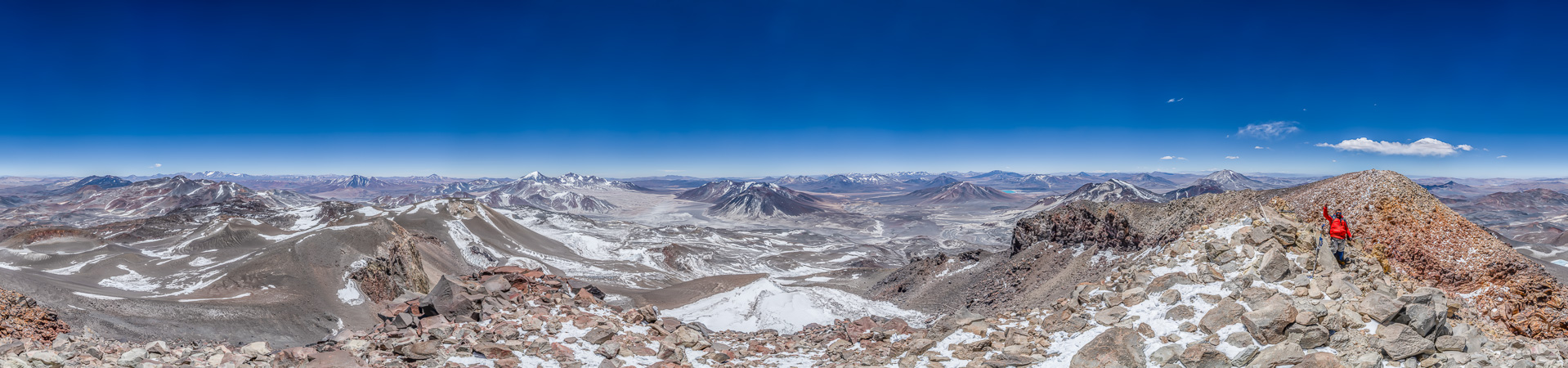 Zweithöchster Berg Amerikas, höchster Vulkan der Erde - endloses Panorama in ausgeräumten Landschaften.